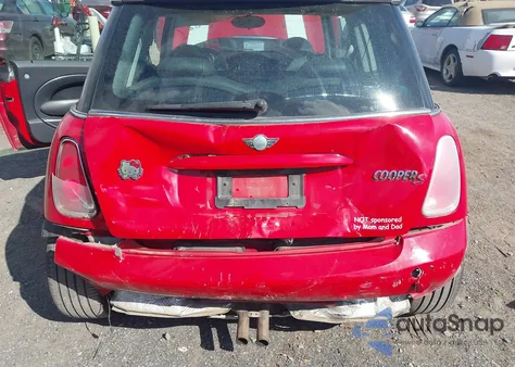 2006 Mini Cooper S from USA, damaged, VIN WMWRE33576TJ36650